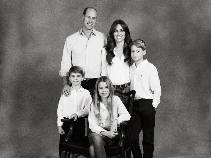 Открытка Уэльских за 2023 год.