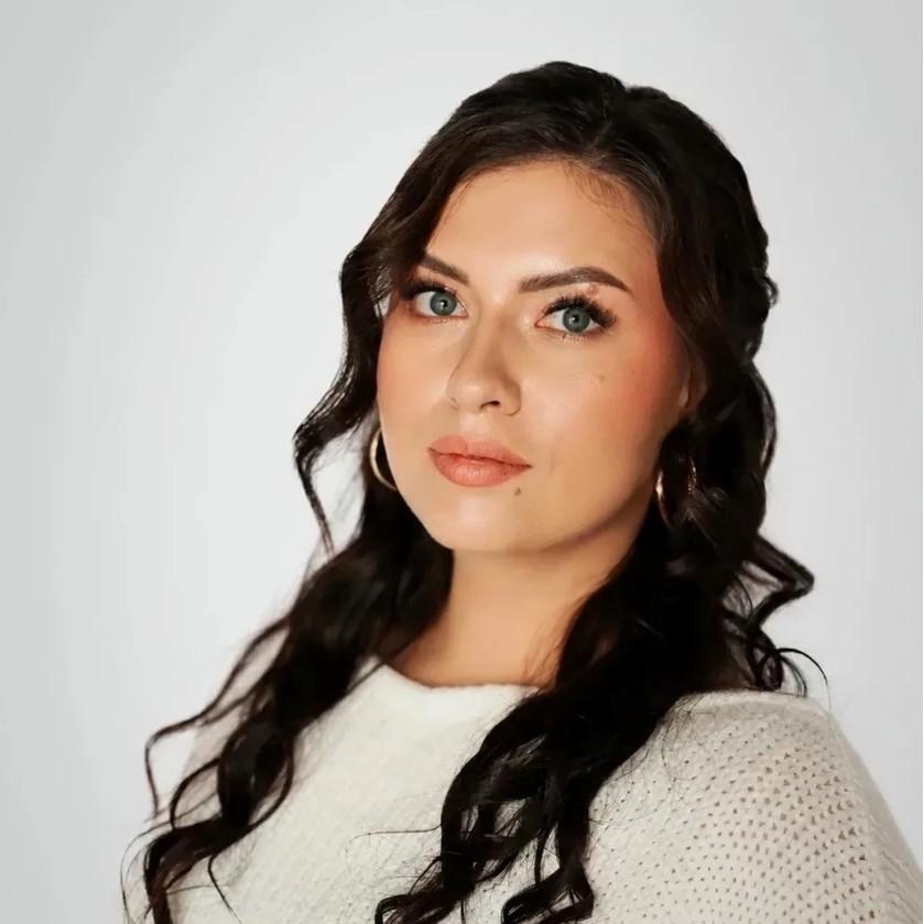 <p>Анна Тарасова</p>