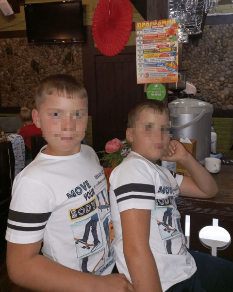 Отец скончался весной, мама утонула в Байкале, спасая сына: трагедия юных близнецов-хоккеистов Егора и Саши Петровых