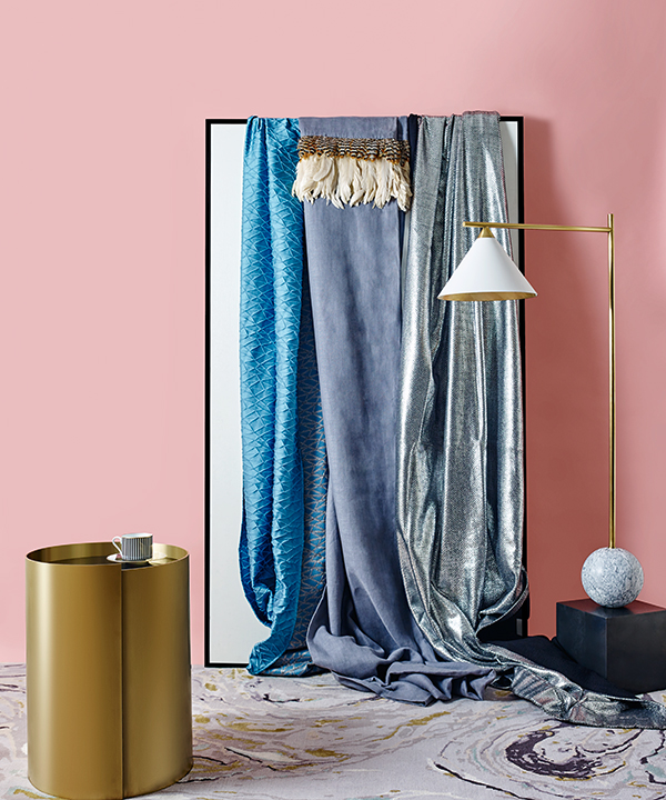 Ручная вышивка, фактурность и принты: тренды в дизайне текстиля | mydecor.ru