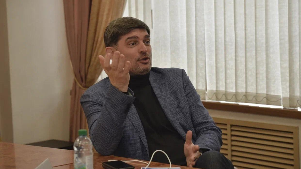 Ростовские чиновники. Ростовские чиновники. Дарсигов магомед бесланович ростов на дону. Все ростовские политики 2021. Ростовские чиновники.