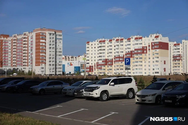При покупке жилья у пенсионеров нужно быть предельно внимательными | Источник: Евгений Софийчук / NGS55.RU