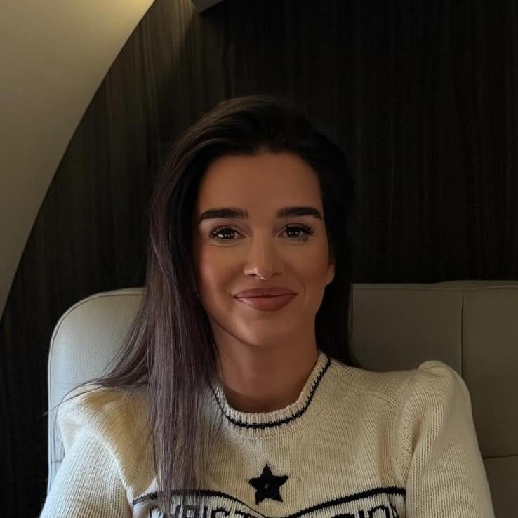 Без подруг, но с мужем и приватным поздравлением от Сергея Жукова: Ксения Бородина отметила 43-летие в Куршевеле