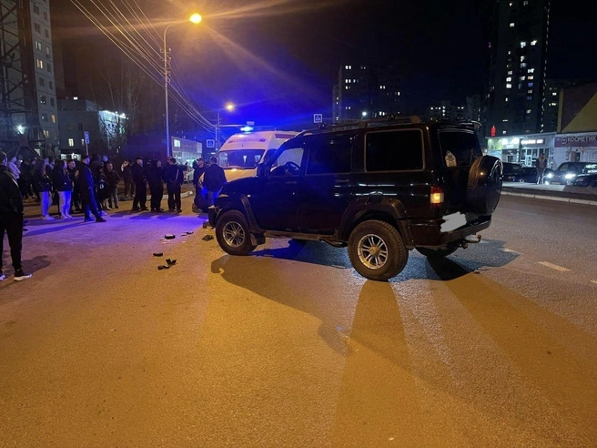 Эксперт указывает, что в ПДД нет прямого запрета на трюк «вилли», но езда на заднем колесе мотоцикла может расцениваться как создание потенциально опасной ситуации | Источник: ГАИ Новосибирска