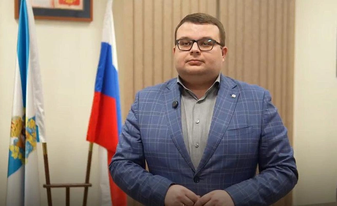 Министр труда, занятости и социального развития области Владимир Торопов рассказал о мерах поддержки для бойцов и их семей | Источник: пресс-центр правительства Архангельской области