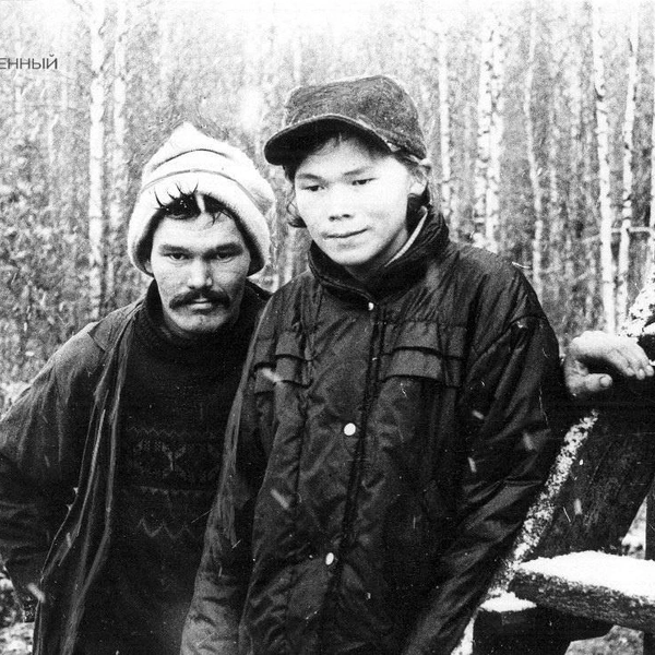 Петр и Тимофей Бахтияровы. Фото сделано в Красновишерском районе в 1993 году | Источник: М. Загуляев / Госархив Пермского края