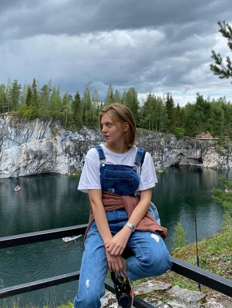 Карина Александрова | www.starhit.ru