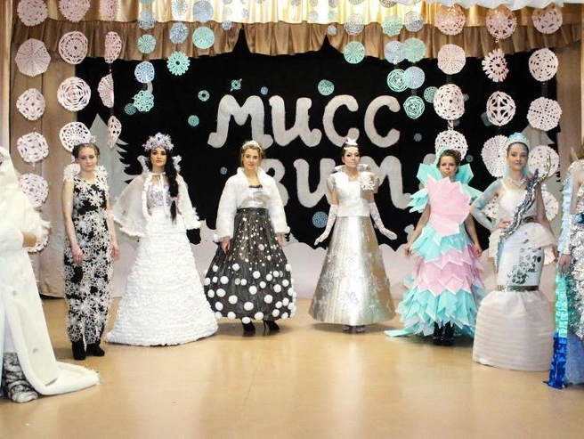 В финале конкурса участницы устроили показ созданных нарядов. | Источник: Пресс-служба ГУФСИН по Свердловской области