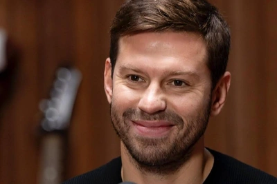 «Будет мне уроком»: поставлена точка в деле о драке Смолова в кафе — что решил суд