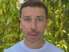 Поседел, но улыбается: Максим Галкин анонсировал свой заключительный концерт