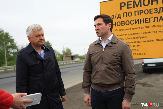 «Дорстройгрупп» ремонтирует и следующий участок дороги в Новосинеглазово | Источник: Михаил Шилкин