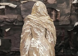 10 фактов о главном показе 2025 года — дебюте Гленна Мартенса в Maison Margiela