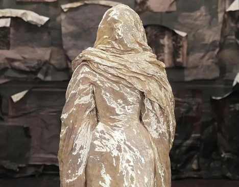 10 фактов о главном показе 2025 года — дебюте Гленна Мартенса в Maison Margiela