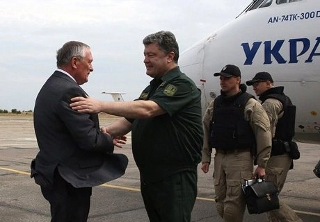 Петр Порошенко прибыл в Мариуполь | ya62.ru
