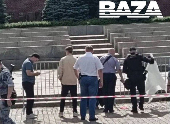 Предприниматель пытался покончить с собой на Красной площади | ya62.ru
