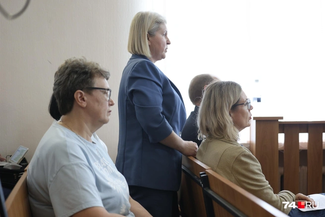 Екатерина Абрамова (в центре) — явно не случайный человек в бизнесе Струковых | Источник: Наталья Лапцевич