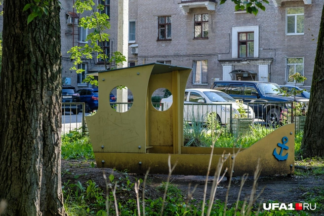 Похожие раньше были из металла | Источник: Булат Салихов / UFA1.RU