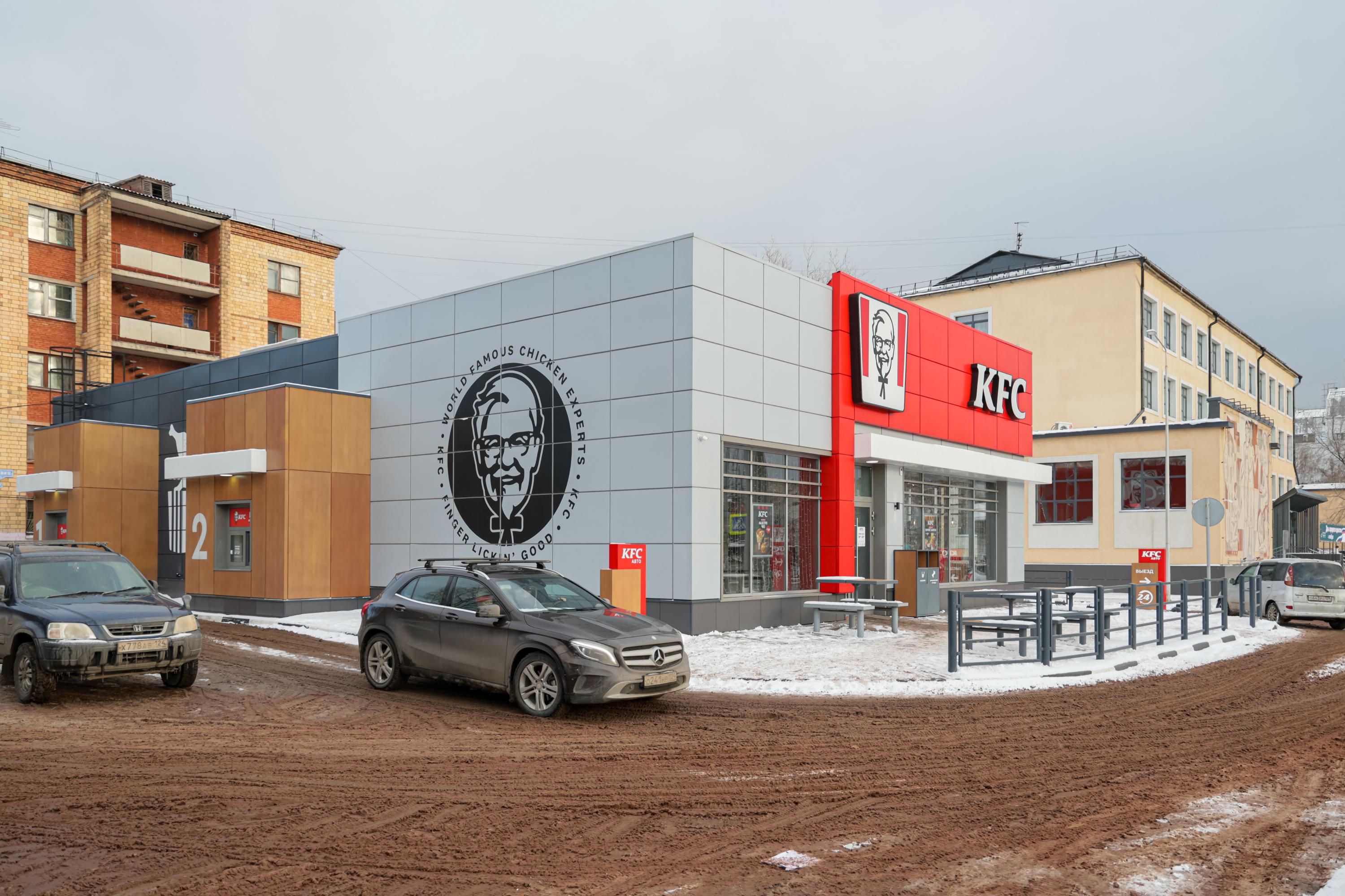 Мэрия отсудила участок возле бывшего KFC на Маерчака в Красноярске.  Предпринимателям он достался без торгов по хитрой схеме - 23 ноября 2023 -  НГС24.ру