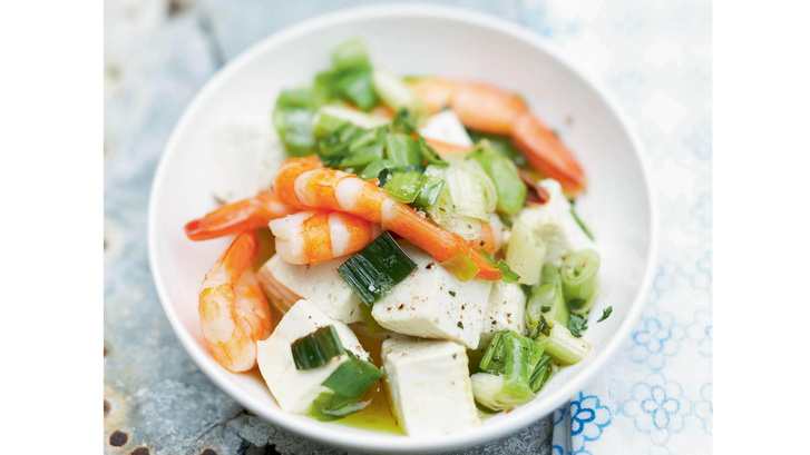Салат легкий и вкусный из свежего кабачка
