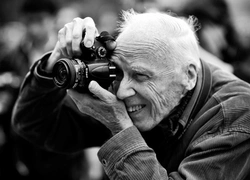 Отец уличной моды: как Билл Каннингем изменил мир модной фотографии