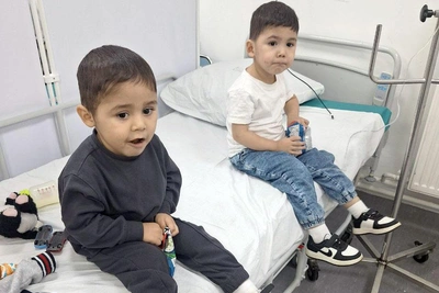 Маленькие братья борются с тяжёлой болезнью крови