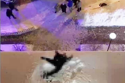 Young Woman Dies After Falling from 22nd Floor in Tymen