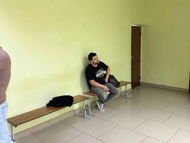 Обвиняемый не признаёт свою вину | Источник: читатель E1.RU