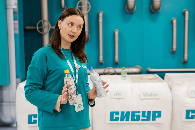 Клуб юных химиков «Поколение „СИБУР“» продолжит поддерживать школьников, влюбленных в химию | Источник: СИБУР