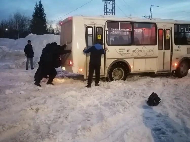 Транспорт буксует в Тогучинском районе | Источник: читатель НГС
