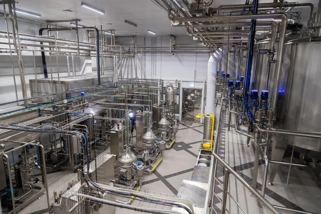 Современное оборудование позволяет перерабатывать до 14,6 тысячи тонн сырого молока в год | Источник: «Толмачевские продукты»