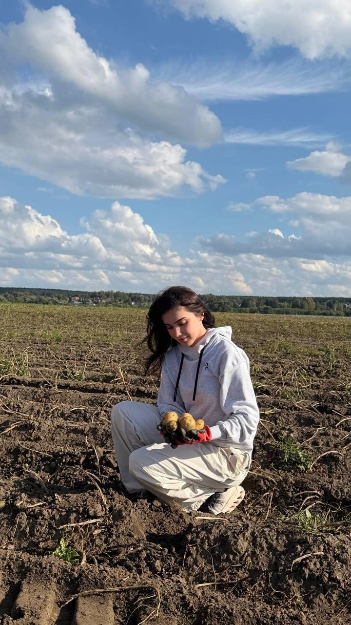 26-летняя девушка из Коломны стала депутатом Мособлдумы | Источник: Ася Исаева / T.me