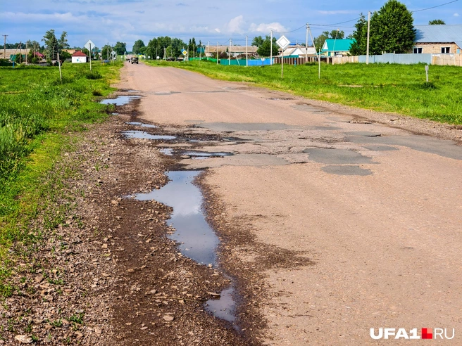 Недалеко от въезда в село | Источник: Булат Салихов / UFA1.RU