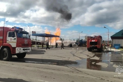 Пожар на газовой автозаправке в Барнауле — пострадал сотрудник