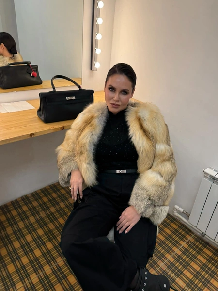 Ляйсан Утяшева | www.starhit.ru