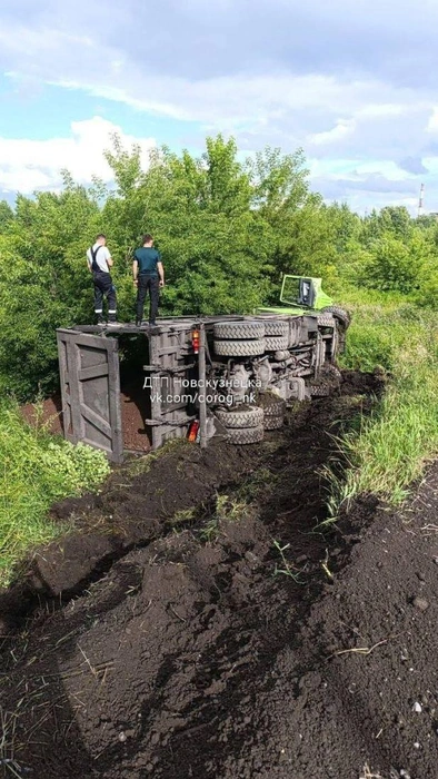 В результате ДТП пострадавших нет | Источник: www.city-n.ru
