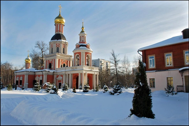 Храм Живоначальной Троицы | Источник: Wikipedia.org