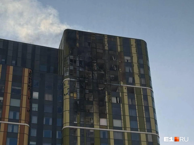 Здание получило масштабные повреждения | Источник: читатель E1.RU