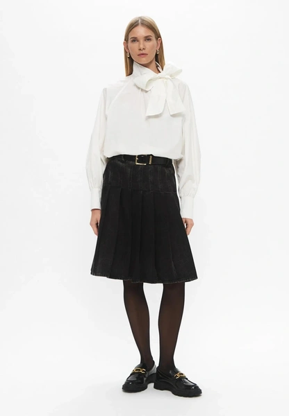 Что такое стиль Glamoratti и почему все так рады его возвращению?