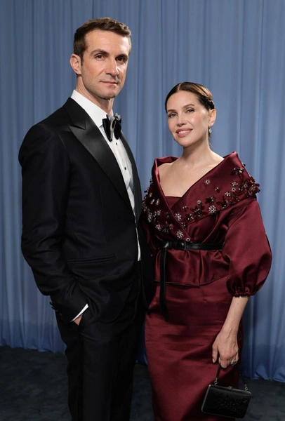 Даша Жукова и Ставрос Ниархос на Met Gala 2025 | Источник: Соцсети