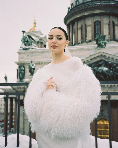 24-летняя падчерица лидера «Король и шут» Михаила Горшенева вышла замуж