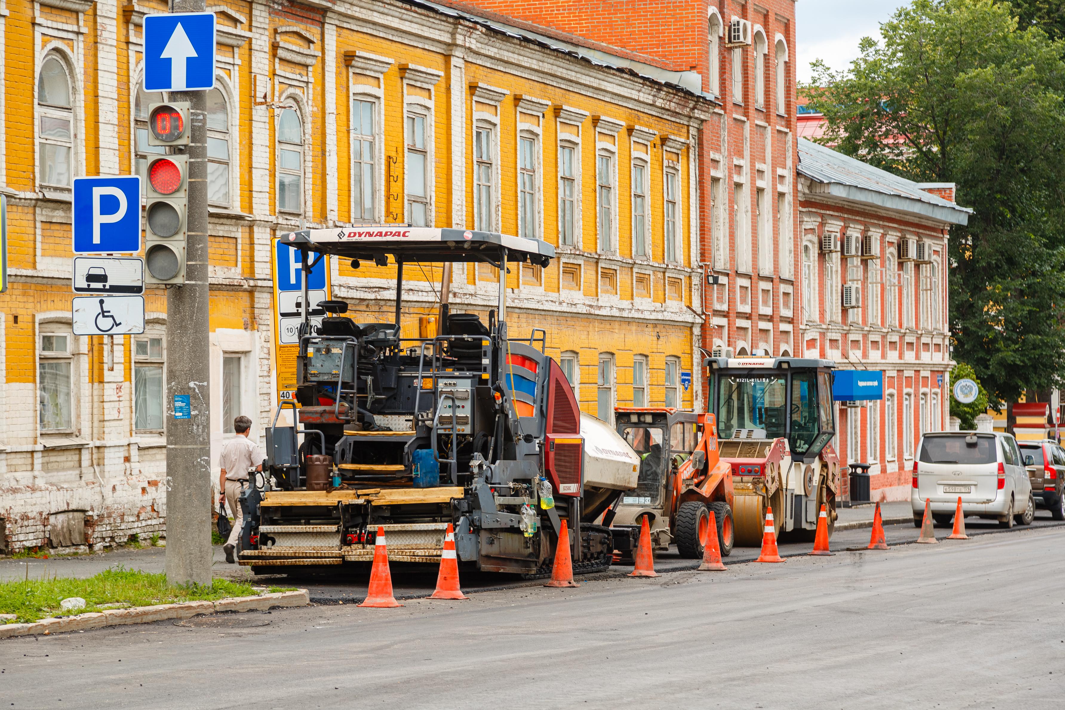 В Ленинском районе Перми по нацпроекту отремонтировали два участка дорог