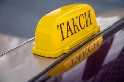 Таксист из Екатеринбурга: не ждите Maybach за 300 рублей