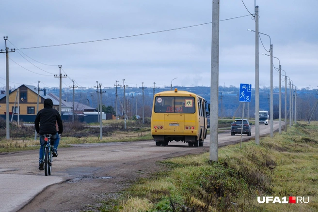 Автобус возит детей в школу | Источник: Булат Салихов / UFA1.RU