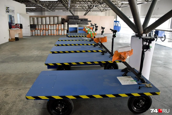 Грузовые тележки тоже оснащены электроприводом | Источник: Артем Краснов