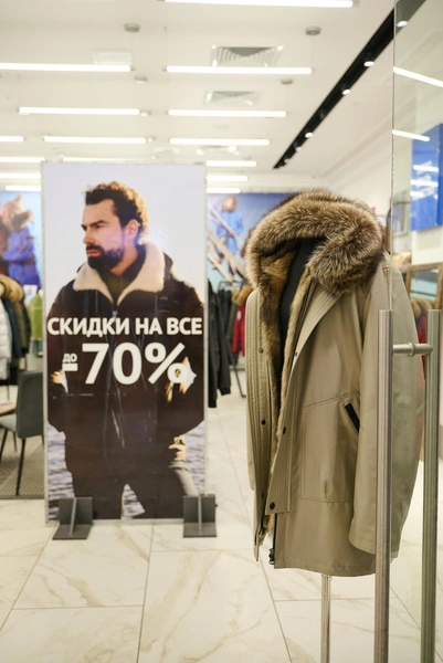 В ассортименте больше 150 моделей: парки, пуховики, куртки и плащи | Источник: «Норвежская ярмарка»