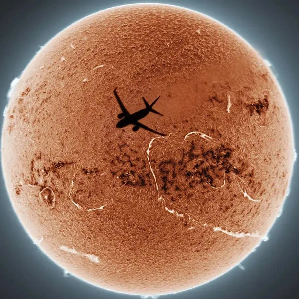 Финалист в номинации «Люди и космос» | Источник: Zhang Yanguang / ZWO Astronomy Photographer of the Year 2025