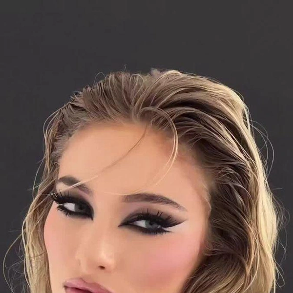 макияж на новый год 2026, новогодний макияж 2026, новогодний макияж, макияж на новый год, легкий макияж на новый год, какой макияж на новый год, новогодняя косметика | Источник: Pinterest