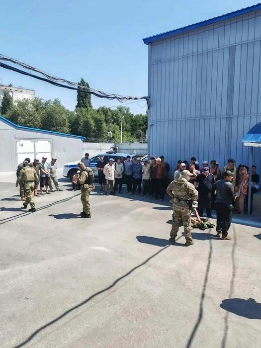 Шестерым придется заплатить штраф | Источник: читатели V1.RU