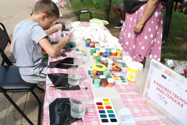 Рисование — одно из самых популярных увлечений детей | Источник: Татьяна Спиридонова / MSK1.RU