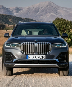 Восемь убойных фактов о BMW X7